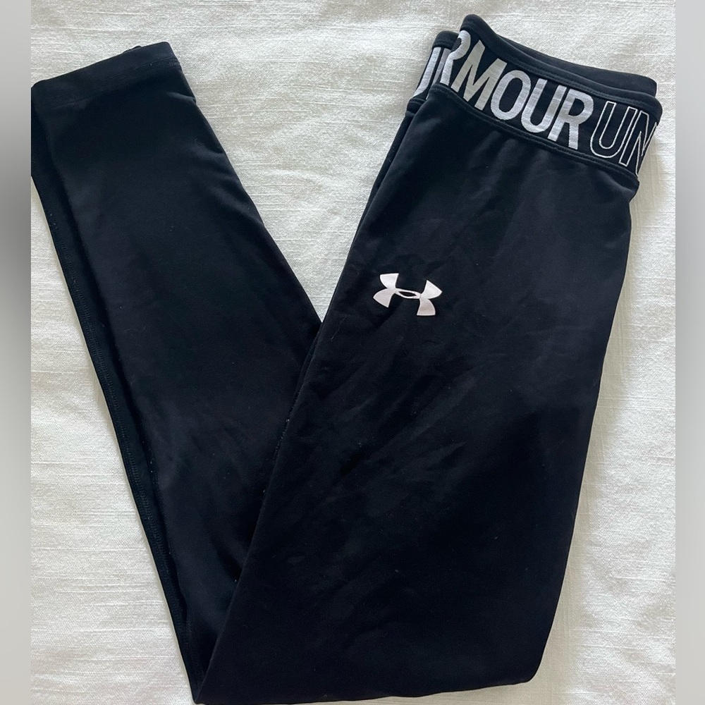 Under Armour black leggings - size small